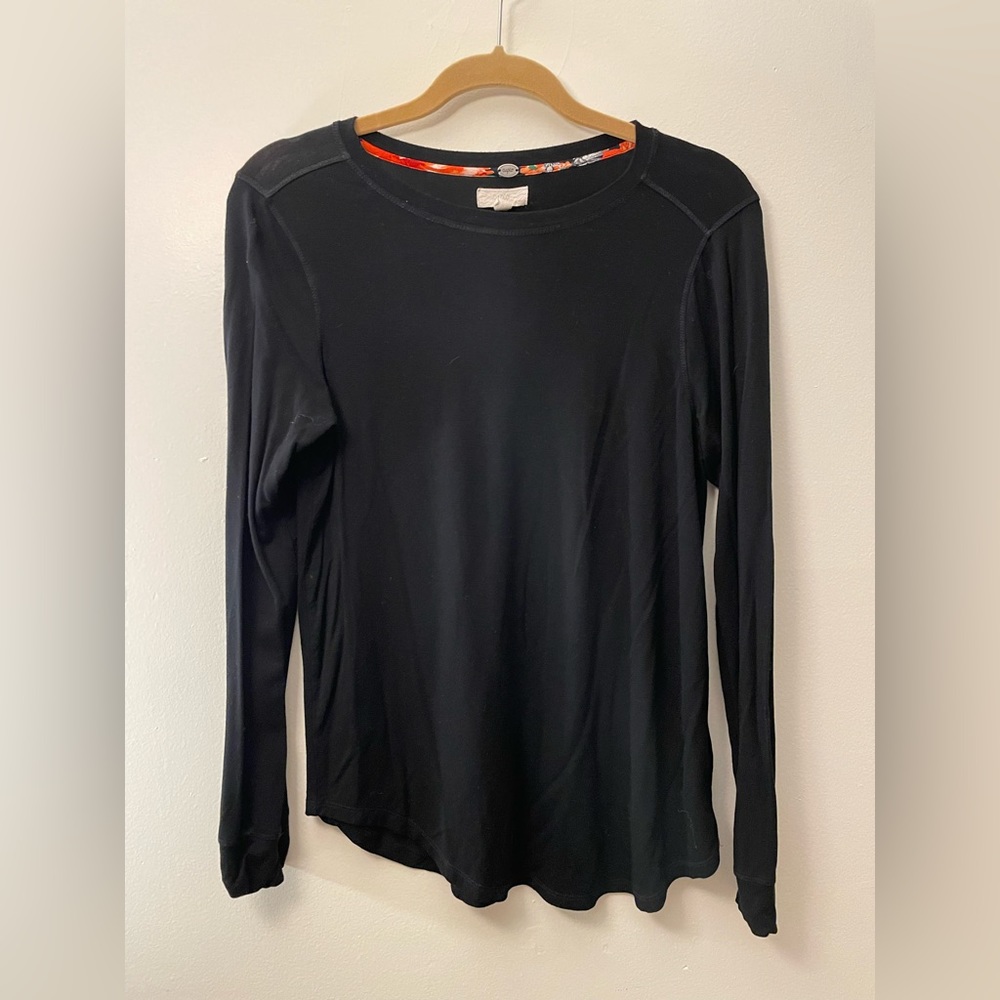 Cupio Women’s Black Long Sleeve Tee Super Soft Stretch Top Size Medium